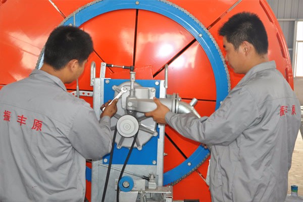 噴灌機(jī)生產(chǎn)車間展示